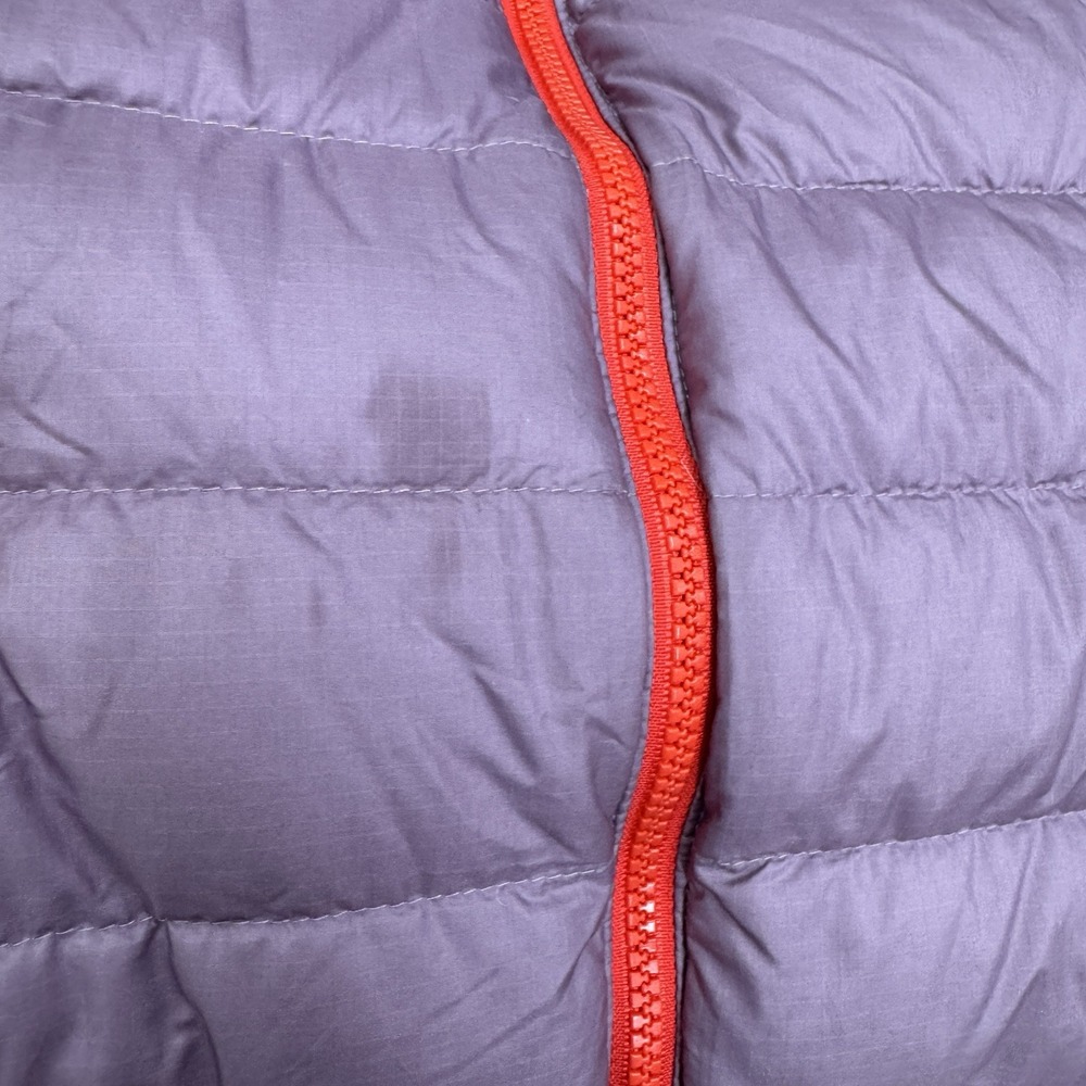 Patagonia‎ Womens Down Vest Size XS Purple Orange Quilted Full Zip Layering Warm - Picture 14 of 16